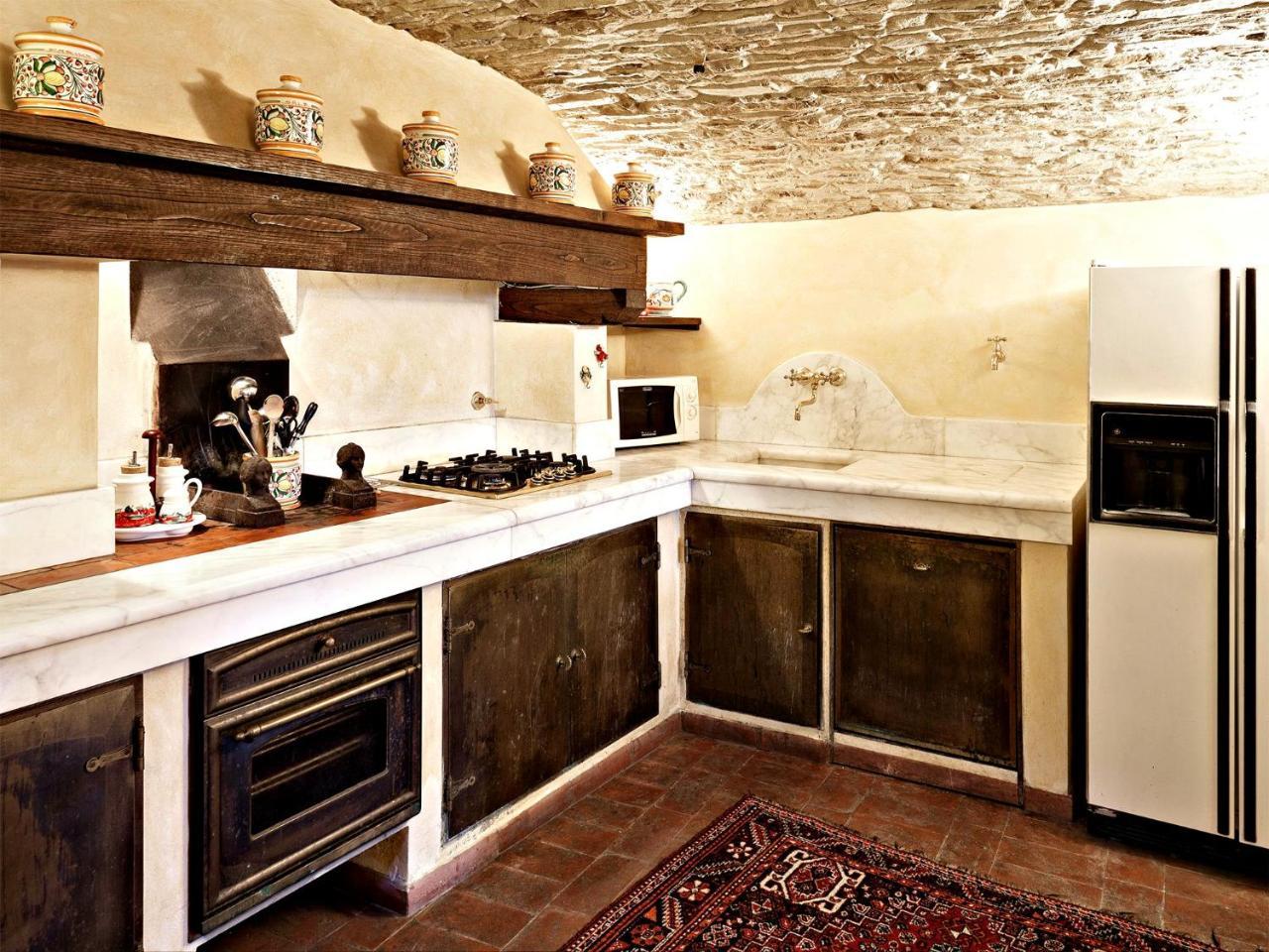Villa Eleonora Ampinana Dış mekan fotoğraf